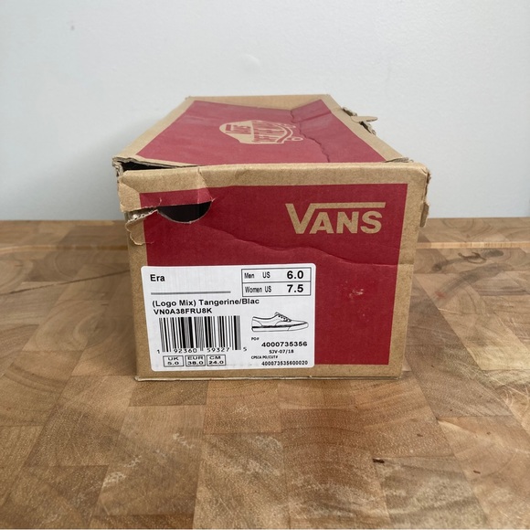 Vans Era (Logo Mix) - Picture 8 of 9